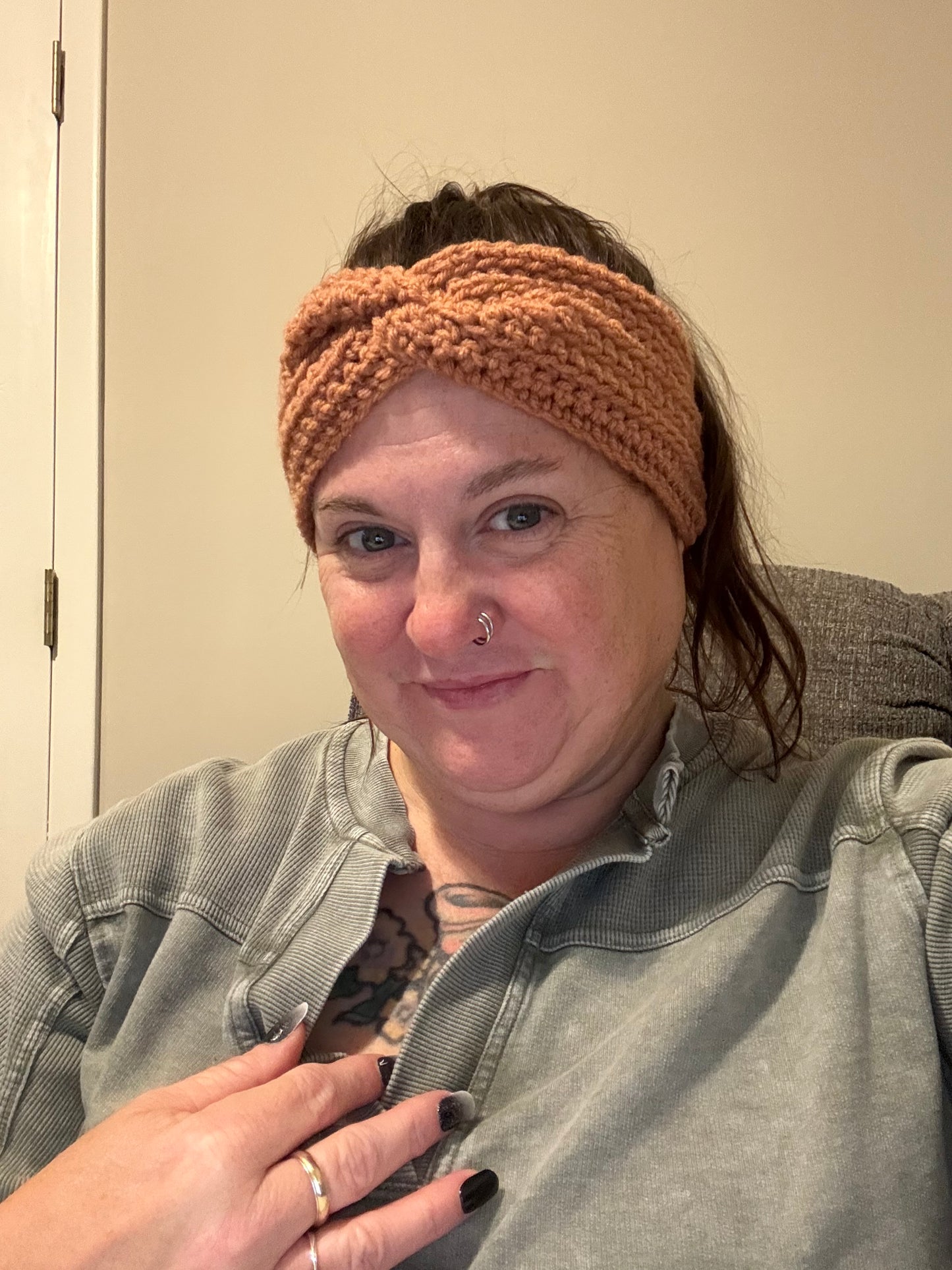 ๐ Rustic Luxe Crocheted Ear Warmer