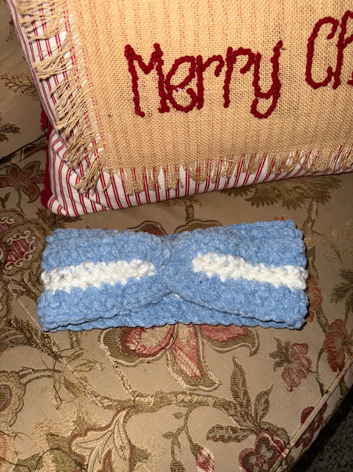 ❄️ Winter Frost Ear Warmer