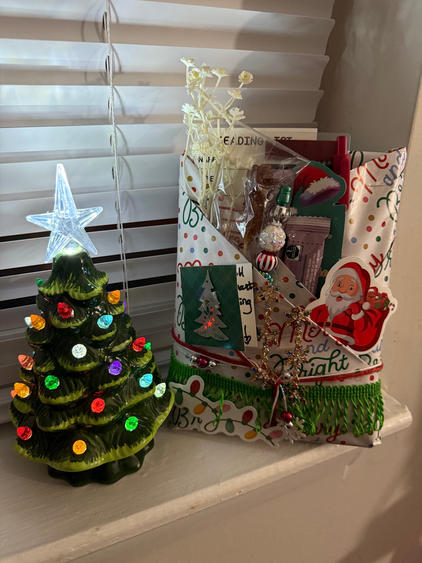 🎄 Blind Date with a Book: “Second Chances & Redemption”