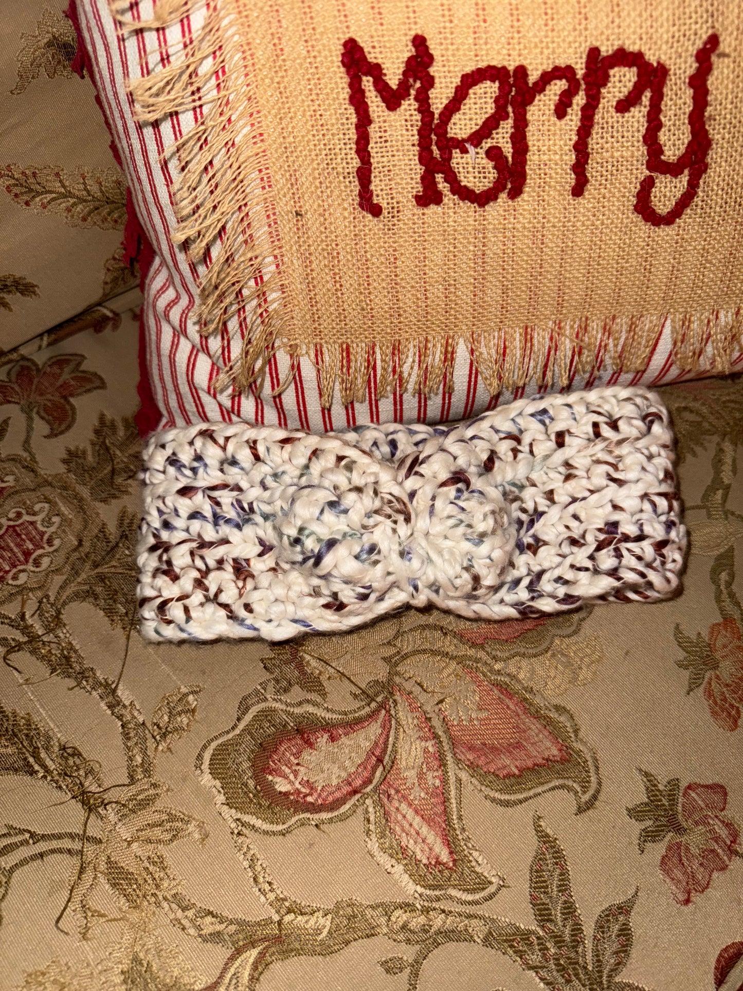 🌀 Cozy Tricolor Crocheted Ear Warmer
